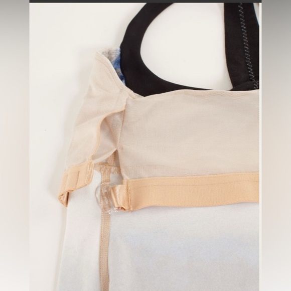 Womens Lululemon Scoop Me Up Tank size 6 - Picture 4 of 11